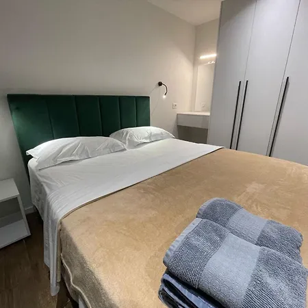 Le Petite - Enjoy Travel Appartement Tirana